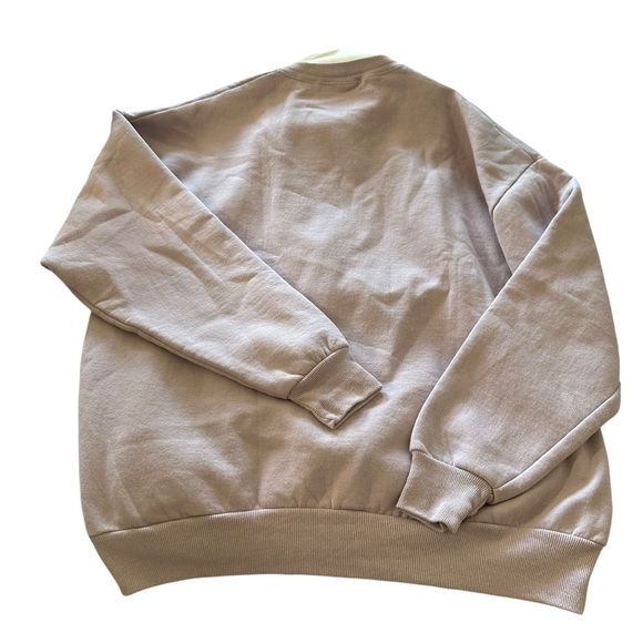 Purple and White Retro Sweatshirt with Ribbed Cuffs - Picture 2 of 6